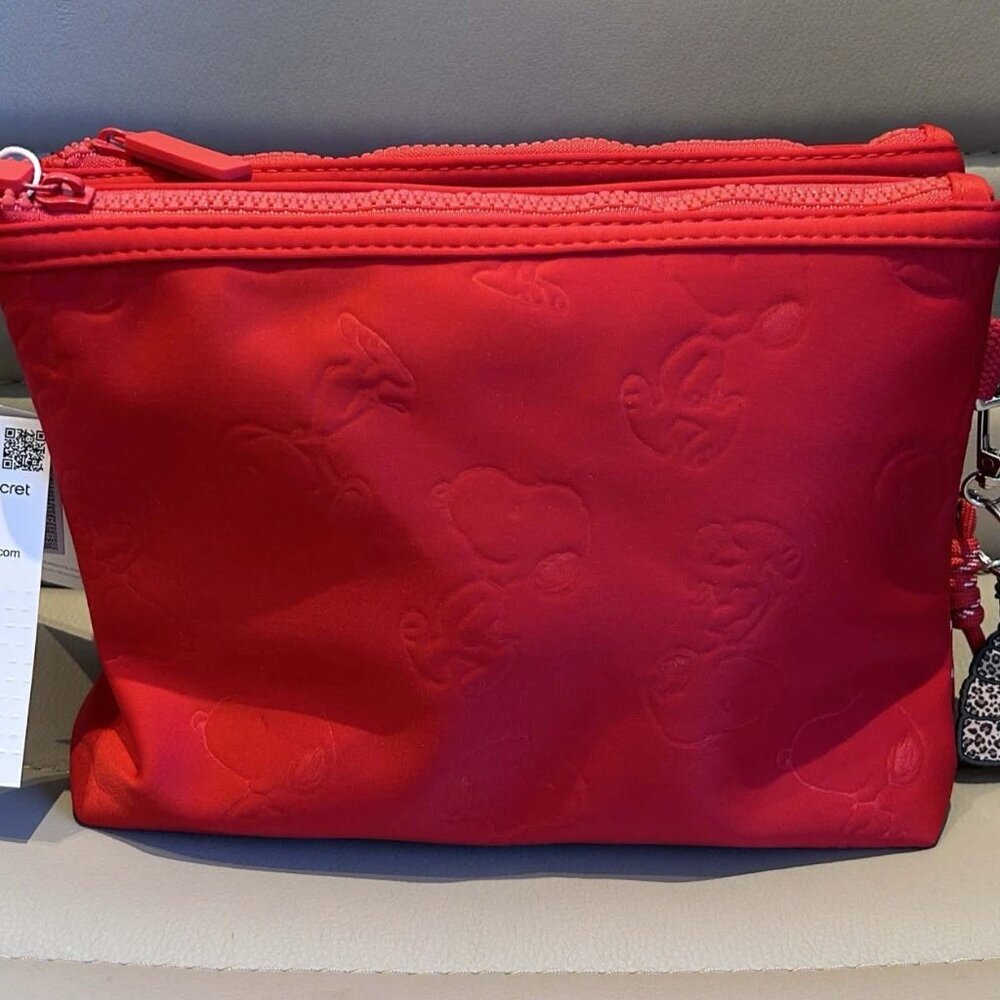 Peanuts Snoopy Red Makeup Bag